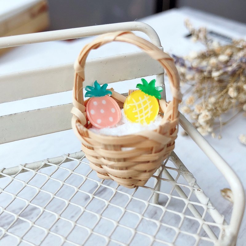 Pista丘手绘耳环/台湾系 凤梨 - 耳环/耳夹 - 树脂 黄色