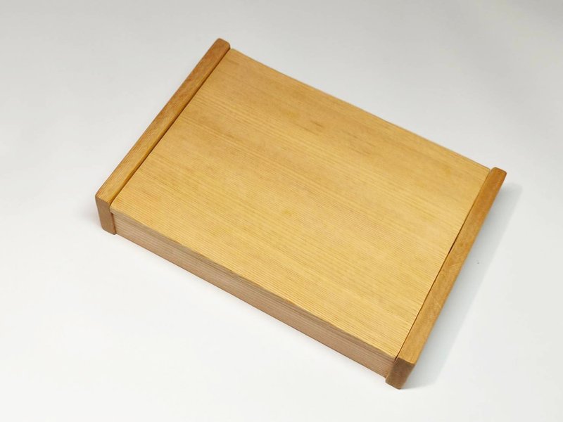 桧木手机平板固定架 - 手机座/防尘塞 - 木头 金色