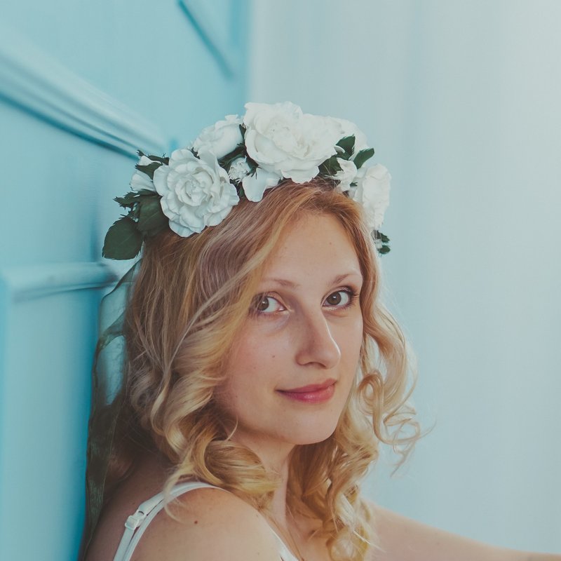 White flowers woman headpiece Fairy crown Rustic wedding headband Boho Bridal - 发饰 - 其他材质 白色