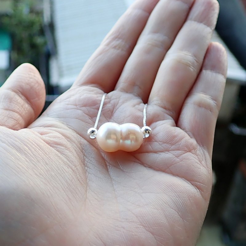 OOAK - 葫气连连 | 天然葫芦形浅金橘色胖胖珍珠925纯银坠链.项链 - 项链 - 珍珠 金色