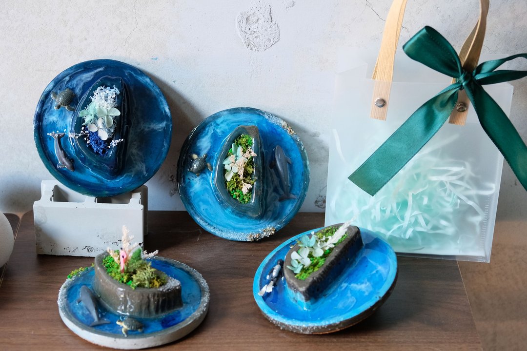 微缩海岛成品 纪念品 海洋动物 海龟 微缩场景 海龟 海浪 鲸鱼 - 摆饰 - 水泥 蓝色