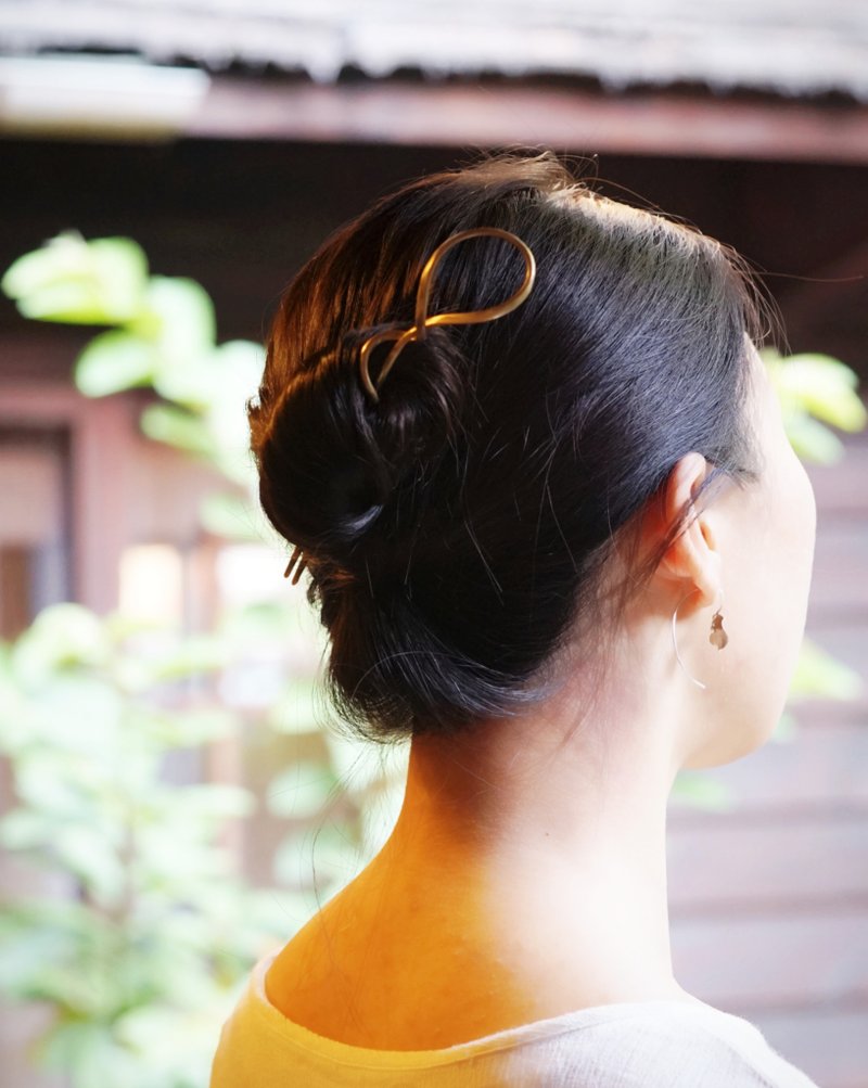 流水云畅/线条发簪/黄铜手作 - 发饰 - 铜/黄铜 金色