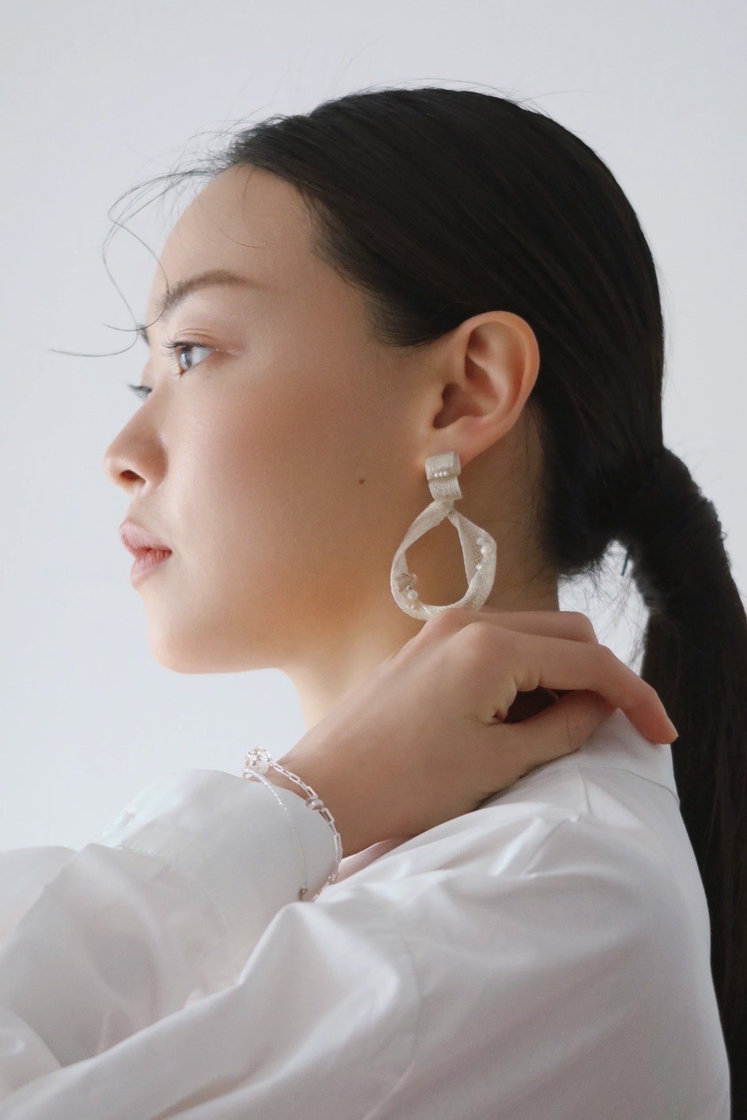 2023无限耳环\耳夹可 夹式耳环 手工树脂 925银针 珍珠 透明感 - 耳环/耳夹 - 树脂 白色