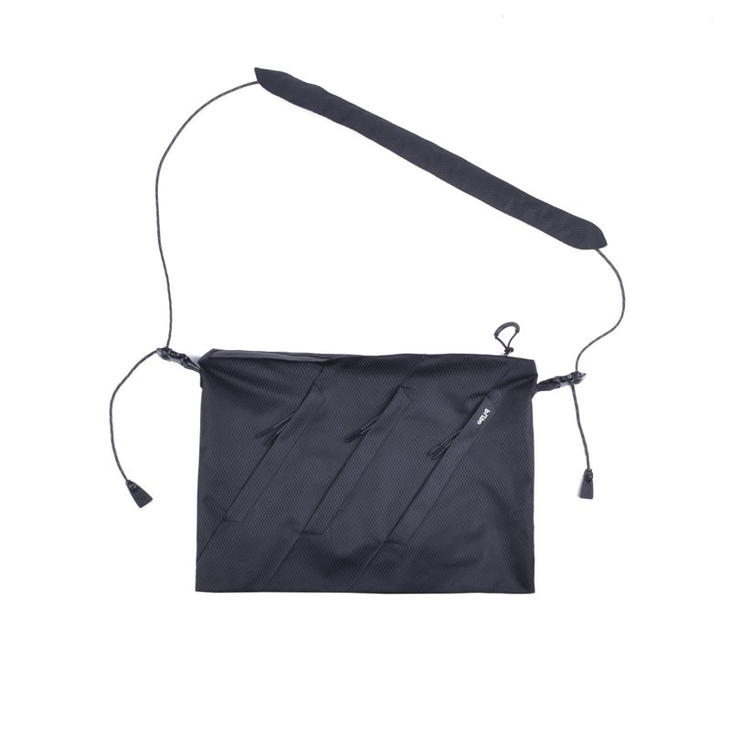oqLiq - Project 06 - River sacoche bag 川字补给包(大) - 侧背包/斜挎包 - 聚酯纤维 黑色