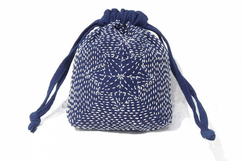 母亲节礼物 生日礼物 七夕礼物 限量一件 蓝染手工刺绣收纳包 / 民族风包 / indigo锦囊袋 / 化妆包 / 手机包 / 手拿包-蓝色清真寺 几何星辰刺绣 - 手拿包 - 棉．麻 蓝色