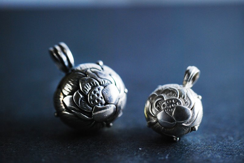-莲花铃铛(小)- 纯银坠子 - 手链/手环 - 其他金属 银色