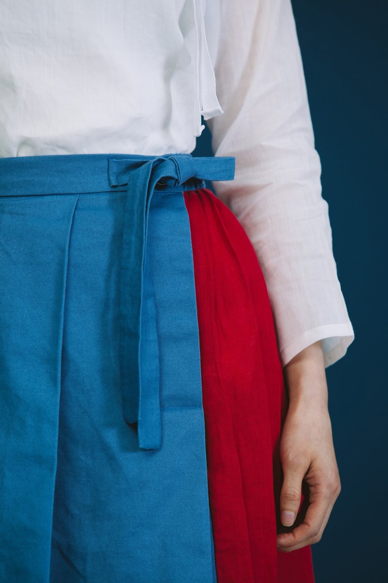 系带不对称百褶裙 - 裙子 - 棉．麻 蓝色