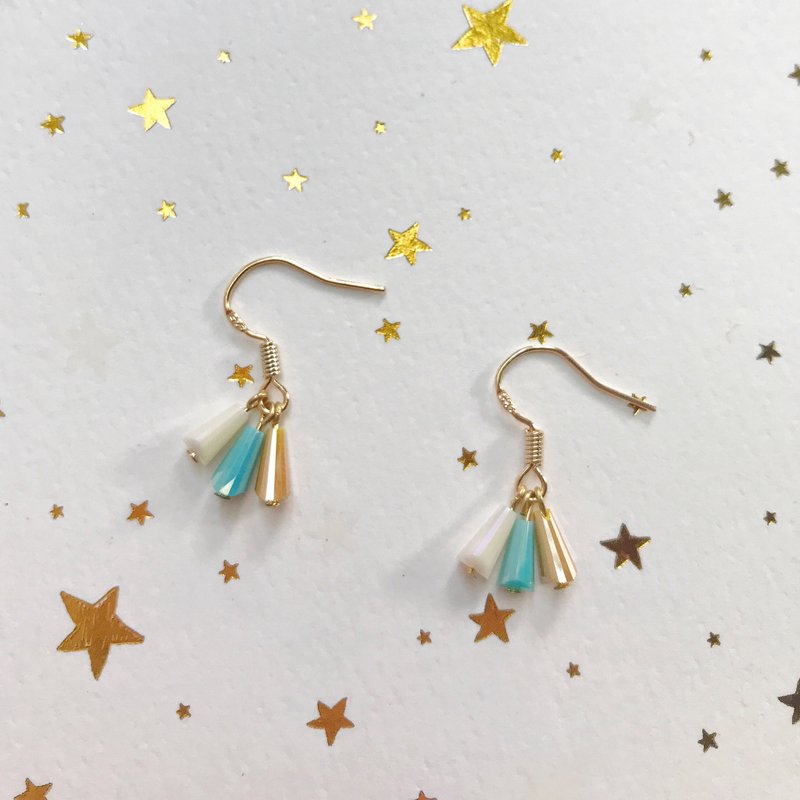 典雅流苏 镀彩水晶手作耳环 免费包装 可改耳夹 - 耳环/耳夹 - 玻璃 多色