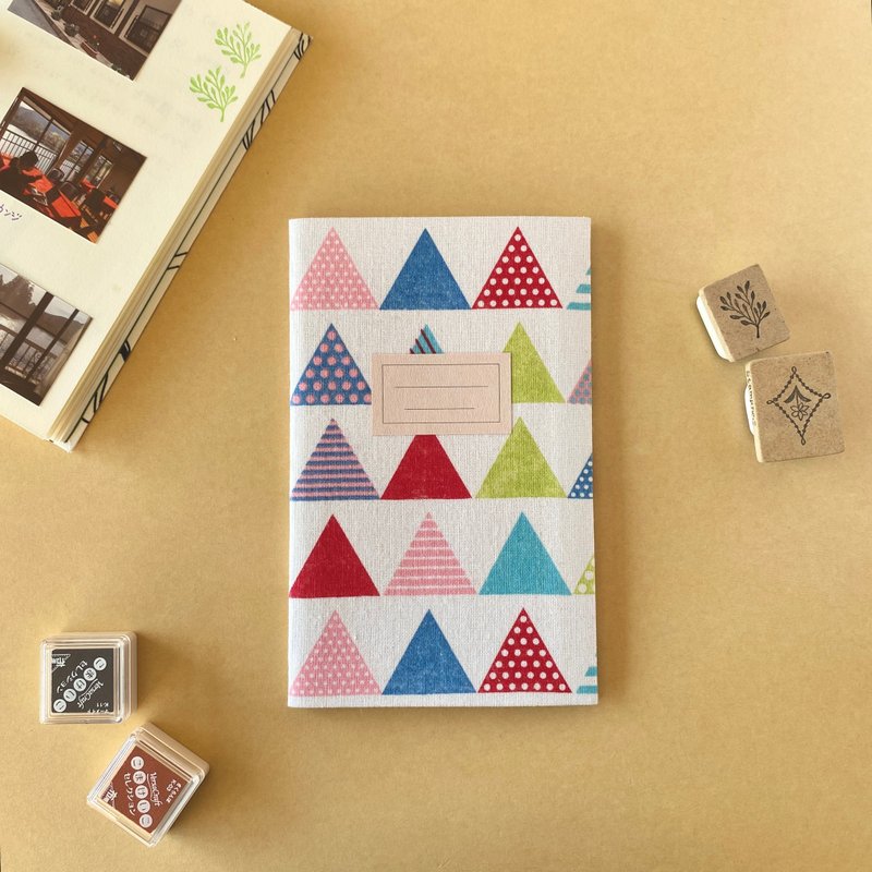 旅行笔记本 三角图案 - 笔记本/手帐 - 棉．麻 多色