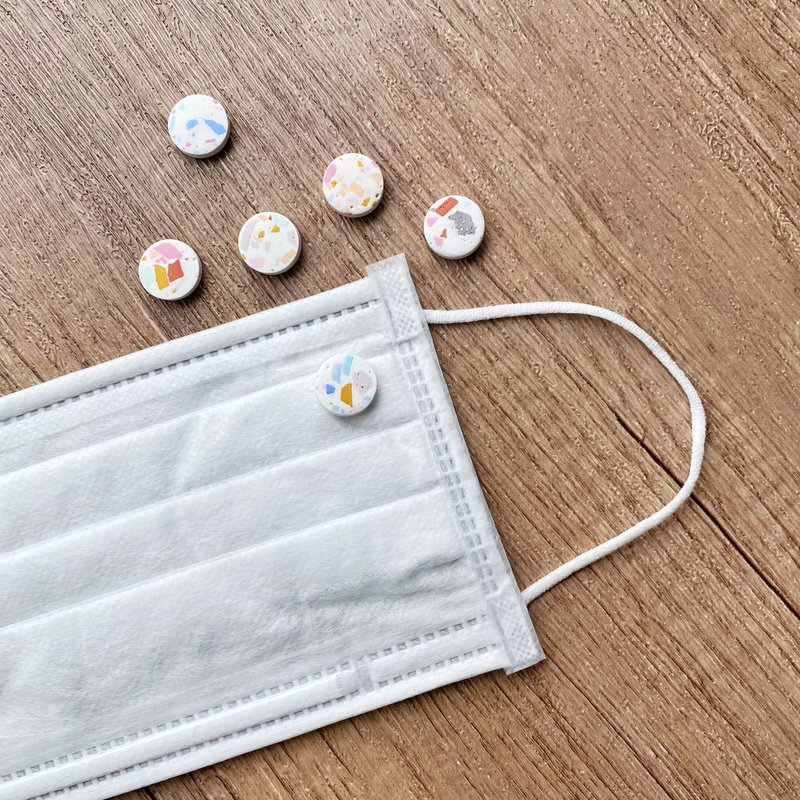 水磨扩香口罩扣 口罩饰品 磁石扣 精油 - 口罩 - 其他材质 多色