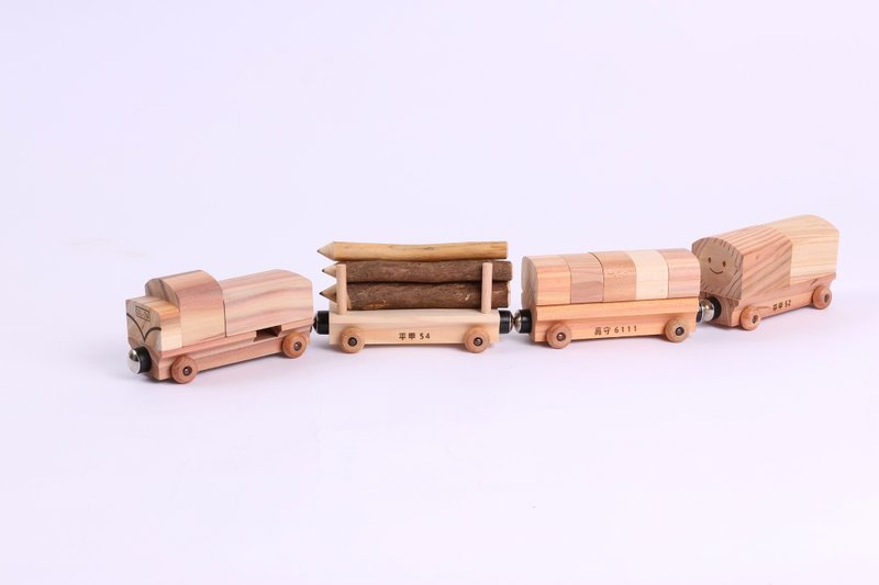 玩具火车四合一组合 (铅笔/机关/筷架/沙铃各一款) - 筷子/筷架 - 木头 咖啡色
