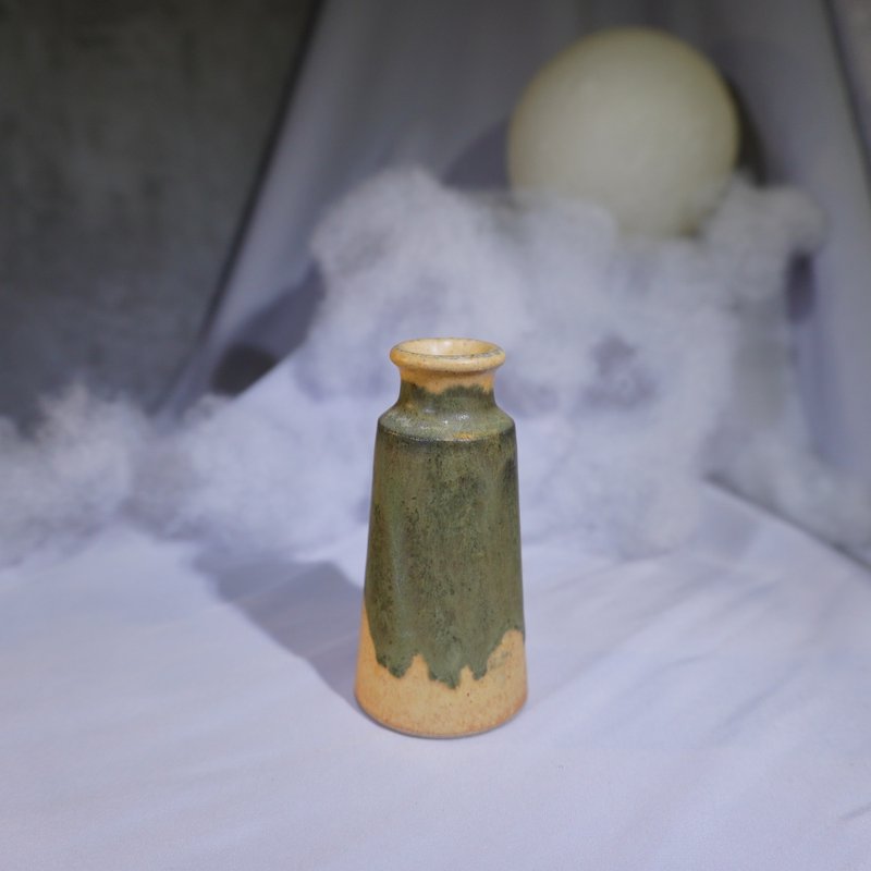 小高腰花瓶-约8.5CM - 花瓶/陶器 - 陶 多色