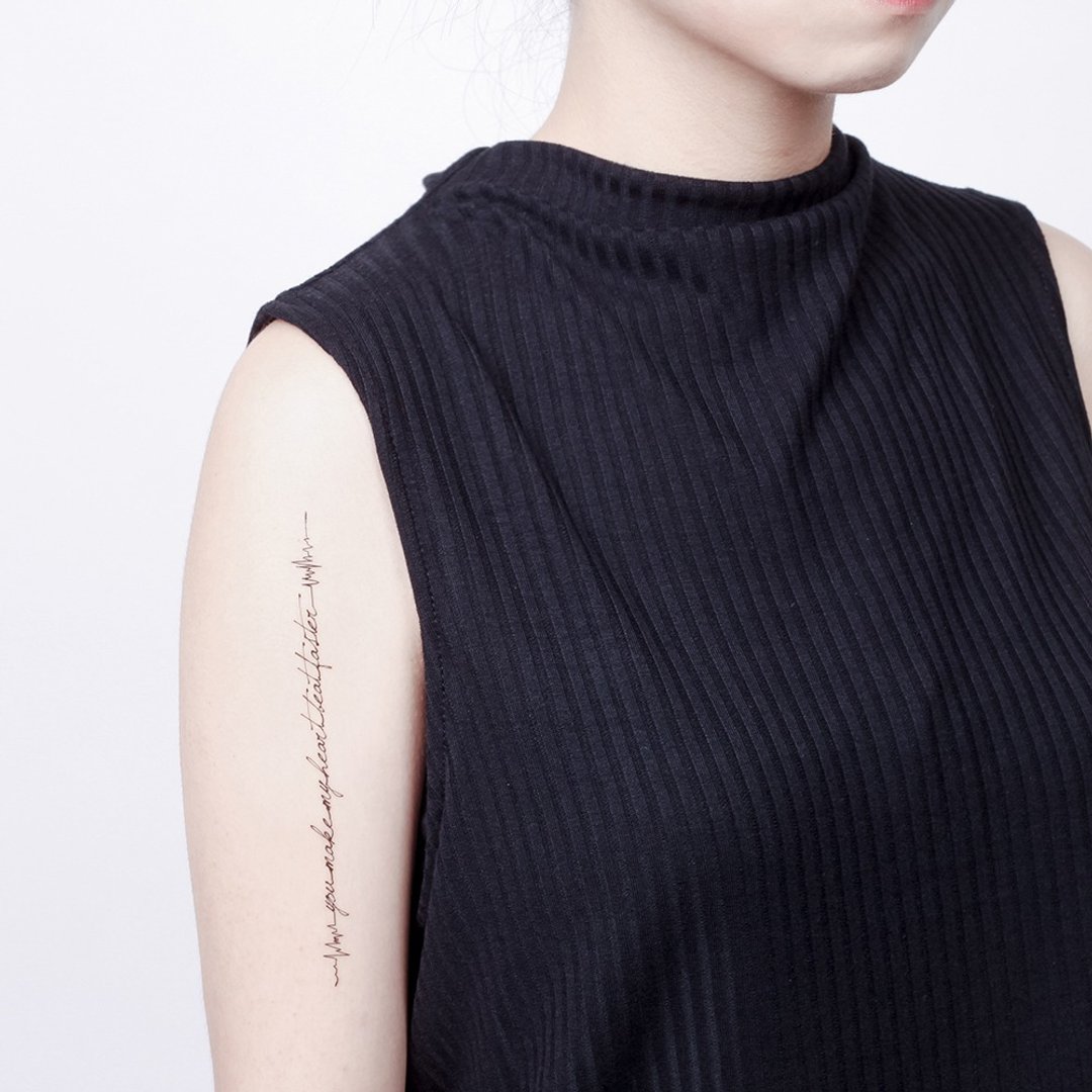 Surprise Tattoos / 心跳文字 刺青 纹身贴纸 - 纹身贴 - 纸 黑色
