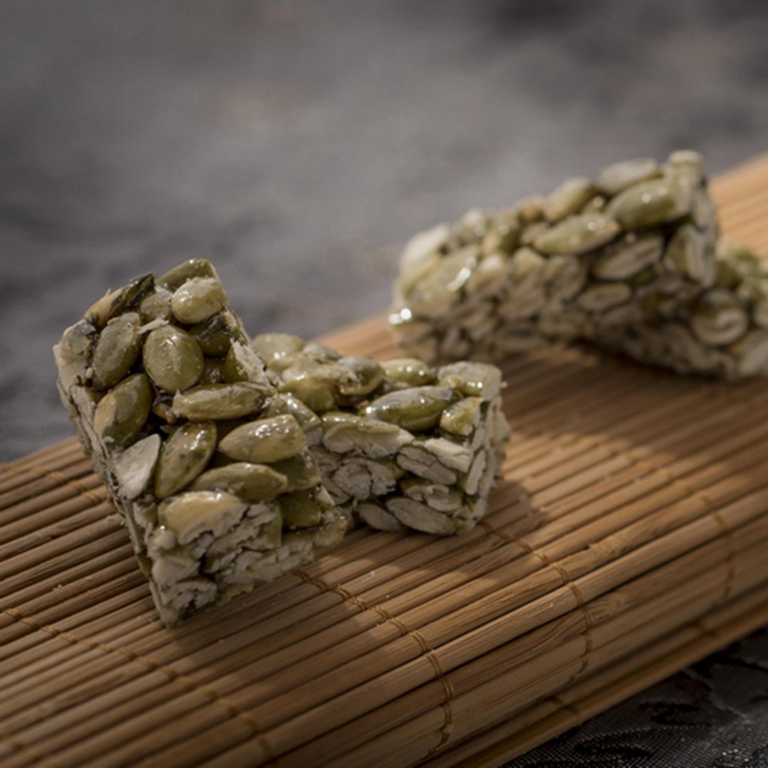 【布田食品】南瓜子糖袋装250g - 零食/点心 - 其他材质 绿色