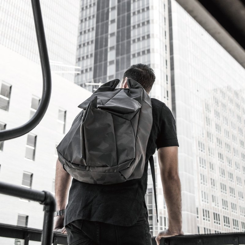 Black Camouflage Rhino (L) Backpack - 后背包/双肩包 - 其他人造纤维 黑色