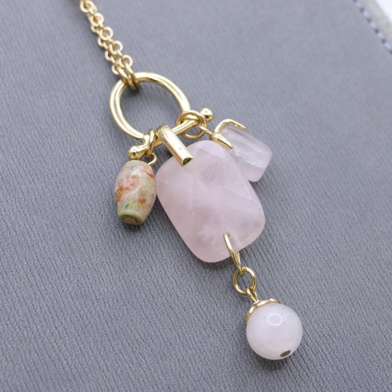 晶石吊坠项链 - 项链 - 半宝石 