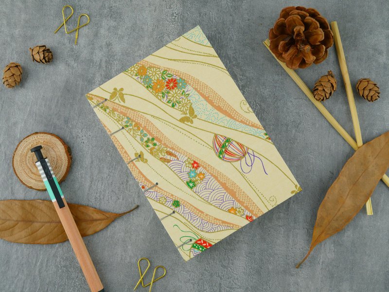 花雨蝶－A6手工笔记本/手帐/日记本/相册/日志/礼物 - 笔记本/手帐 - 纸 黄色