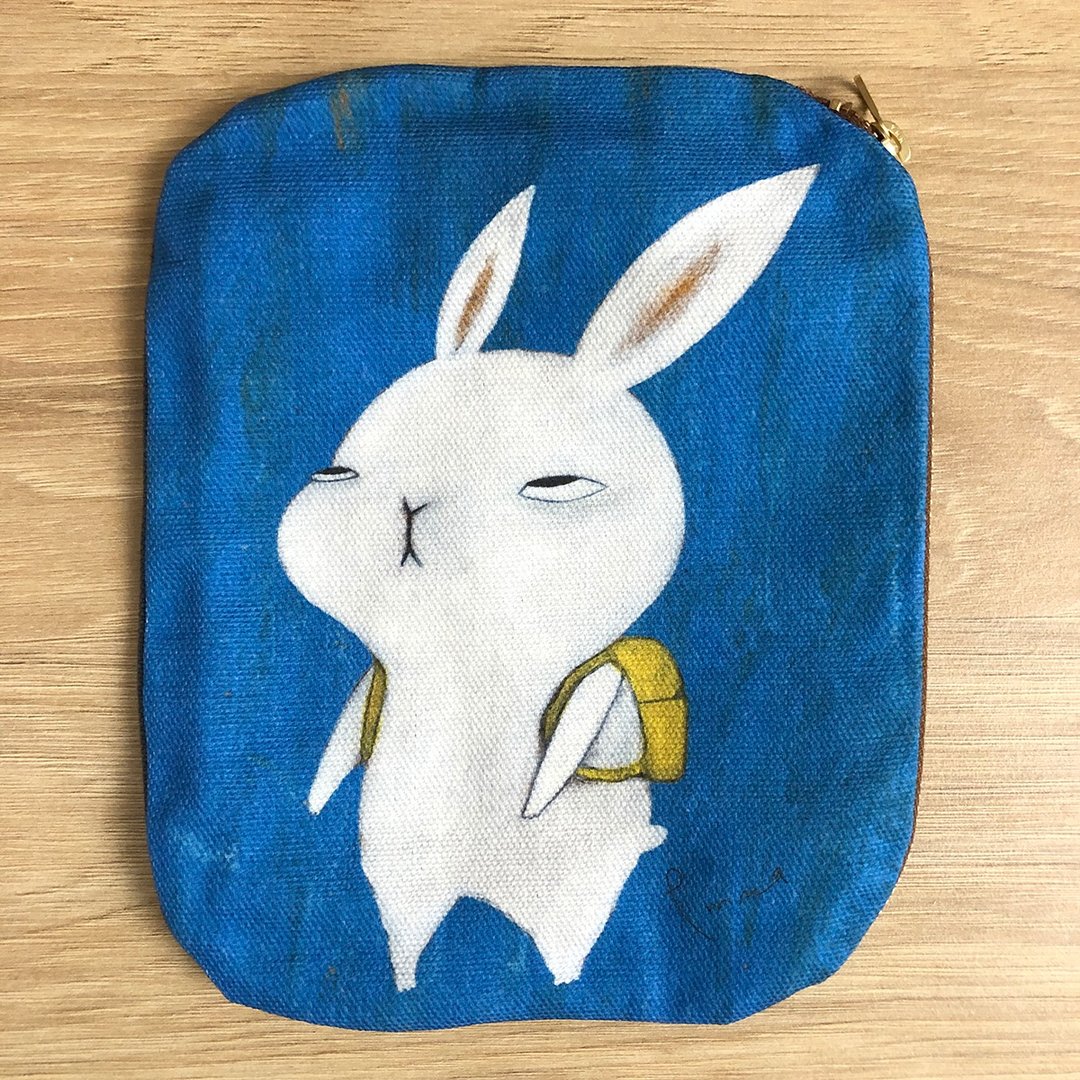 emmaAparty插画小包:不想上班兔子 - 化妆包/杂物包 - 棉 蓝色