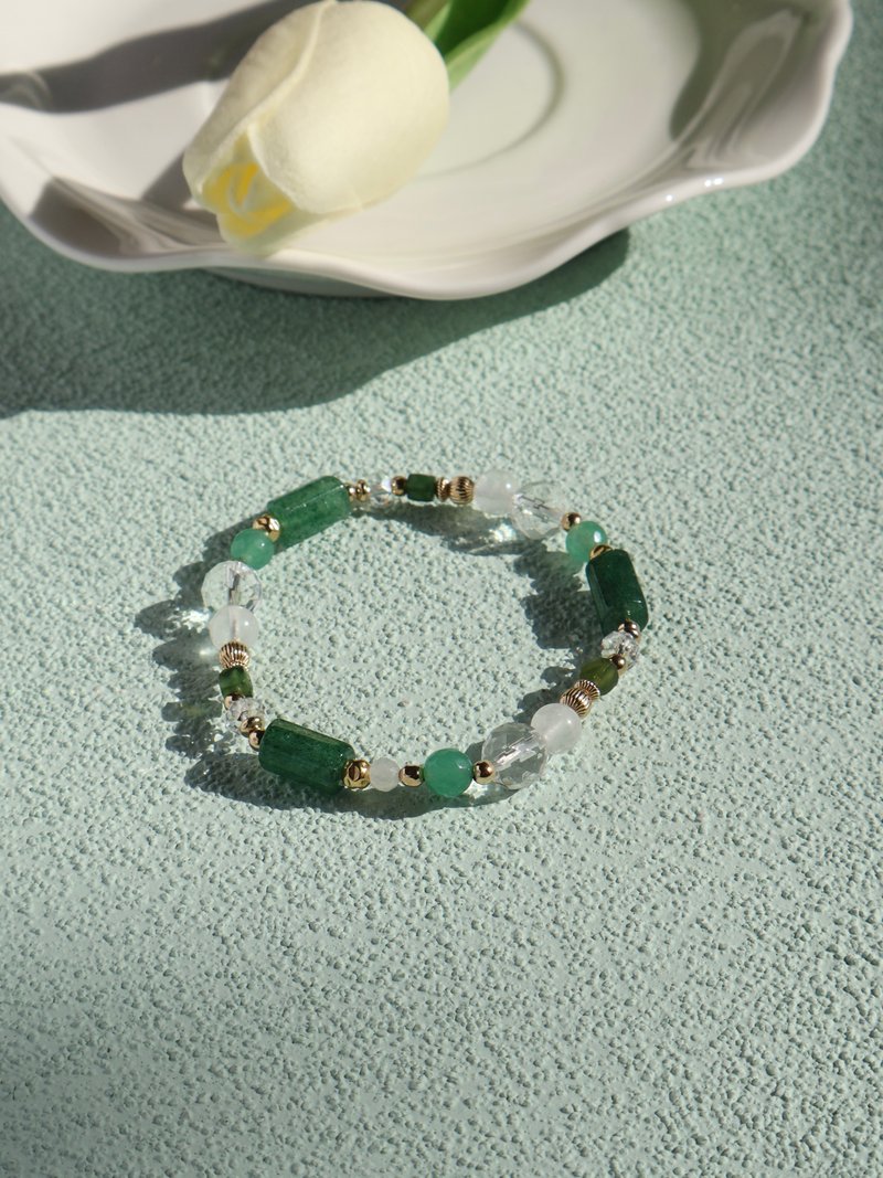 林林林。绿草莓晶 白幽灵 东菱玉 14KGF 水晶矿石设计手链 - 手链/手环 - 水晶 绿色