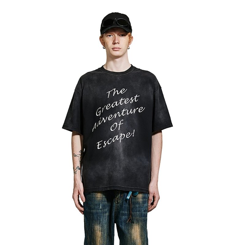 MOKACME 24SS 水洗喷染做旧标语印花短袖纯棉宽松街头国潮ins男女 - 男装上衣/T 恤 - 棉．麻 黑色