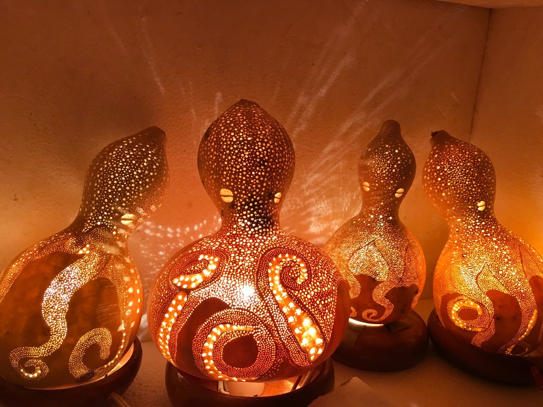 Gourd lamp octopus motif - 灯具/灯饰 - 其他材质 红色