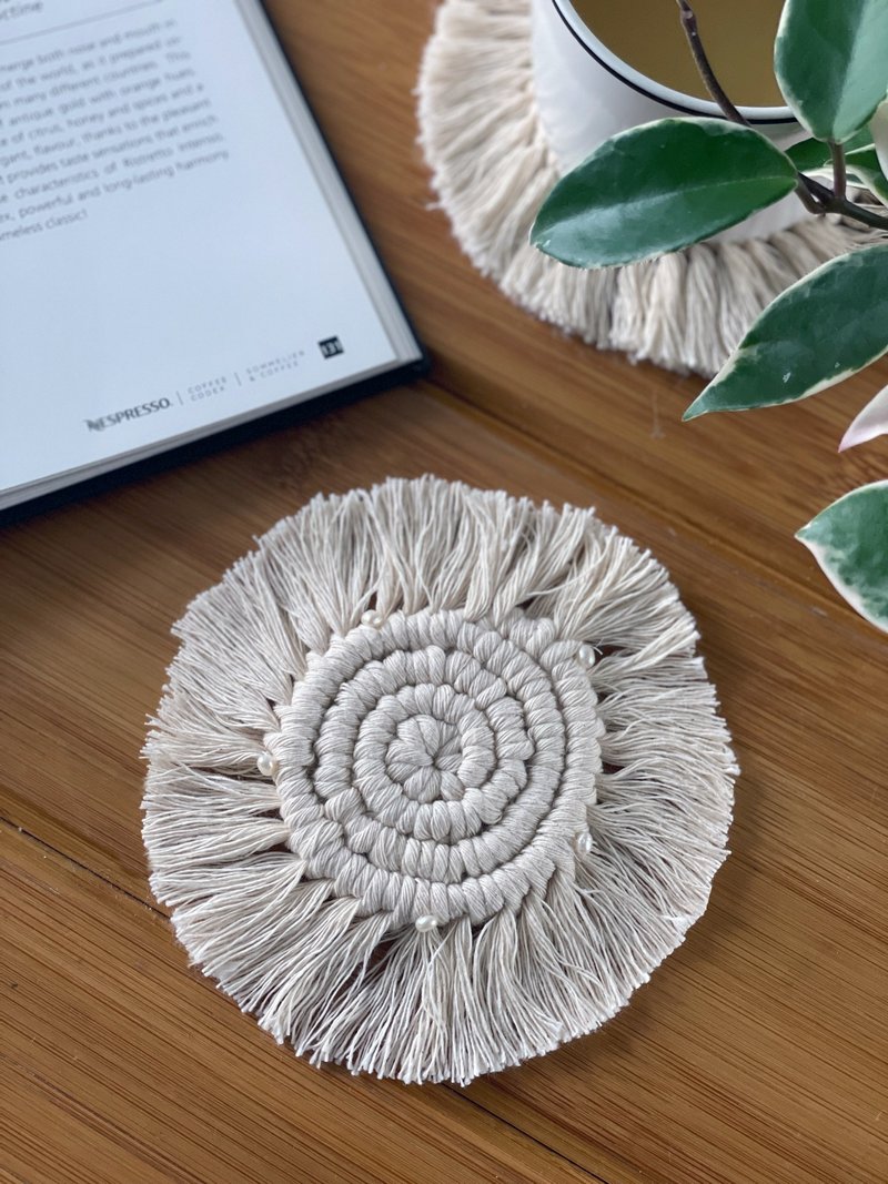 【珍珠编织杯垫】天然珍珠手工编织I可定制姓名送礼I Macrame - 摆饰 - 棉．麻 卡其色