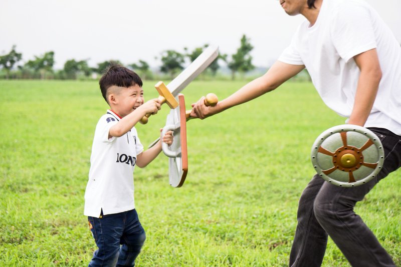 美国Rubbabu纯天然乳胶剑盾组 角斗士 vs 中世纪骑士 - 玩具/玩偶 - 其他材质 银色