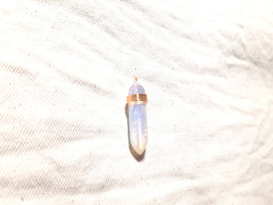 客订  改款白蛋白石 黑色伸缩绳绑法 - 项链 - 水晶 粉红色