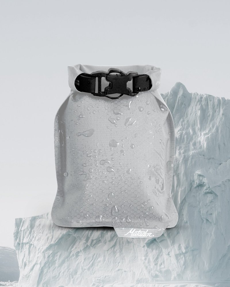 Matador FlatPak Soap Bar Case 便携旅行肥皂收纳盒 - 化妆包/杂物包 - 尼龙 白色