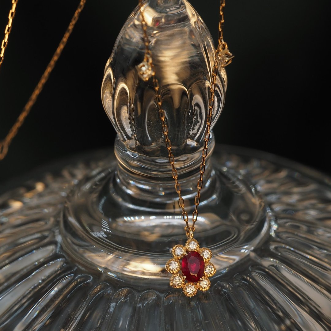 18K金花卉红宝石钻石吊坠项链18K GoldFloral Ruby Diamond Charm - 项链 - 贵金属 