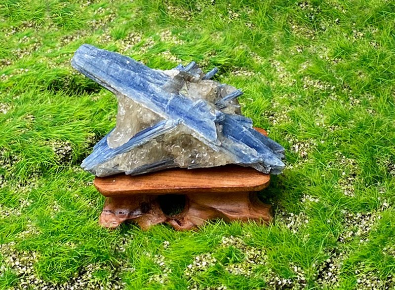 手串充电站-天然原矿梦幻蓝晶石共生白水晶 消磁净化养水晶 - 其他 - 水晶 多色