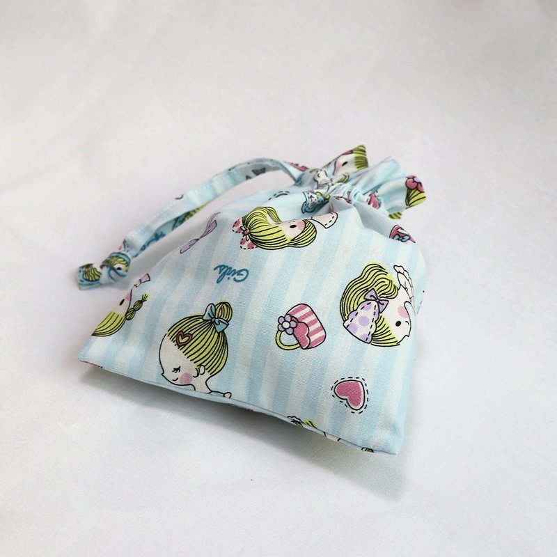 【 MY HANDMADE 】 单边束口袋 l 日本棉布、帆布 l 手 - 化妆包/杂物包 - 棉．麻 白色