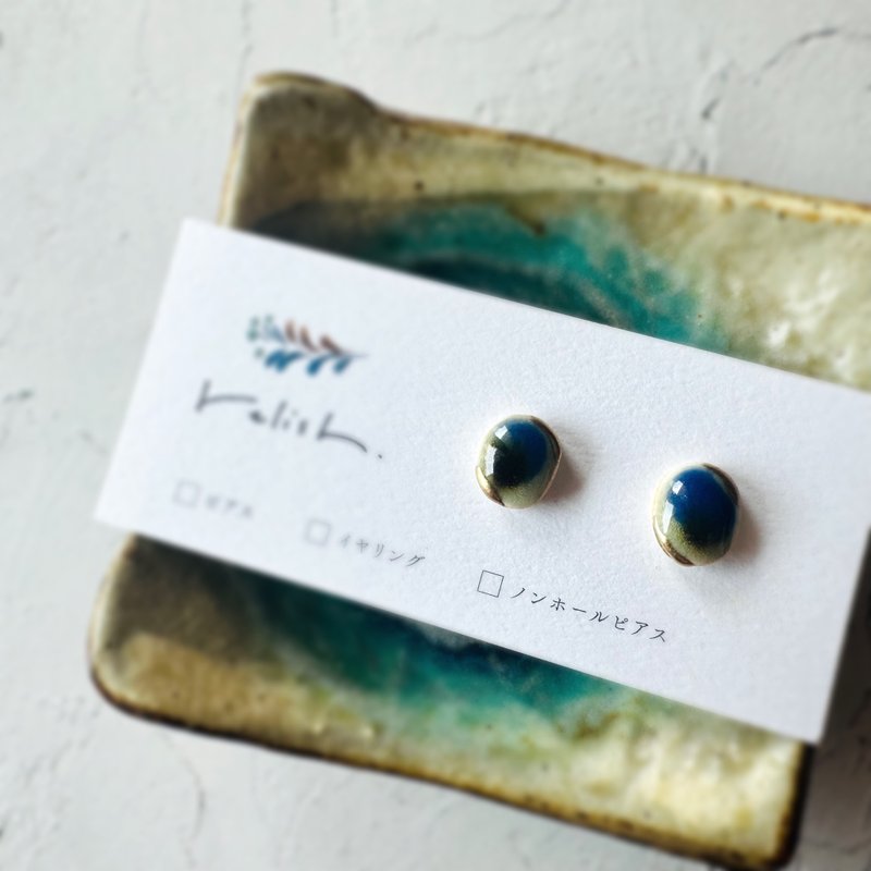 【再贩】宛如“やちむん”风格的金继陶器耳饰 / 耳夹 / 无耳洞耳环，小巧、简约，蓝色、棕色、青瓷、琉璃色、金色，宛如“やちむん” - 耳环/耳夹 - 陶 蓝色