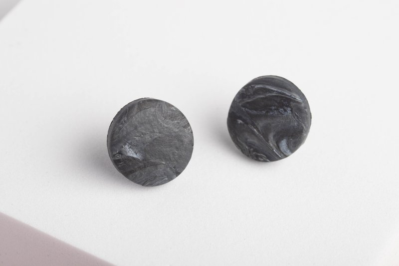 Polymer Clay Earrings  handmade | modern jewelry | simple jewelry - 耳环/耳夹 - 塑料 黑色