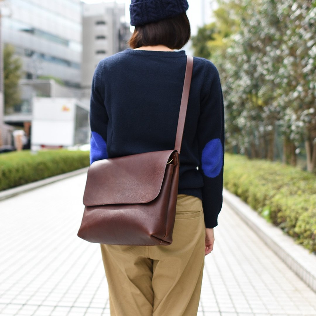 日本职人手作皮革经典邮差包 (CK-4) S - 共5色 - 侧背包/斜挎包 - 其他材质 多色