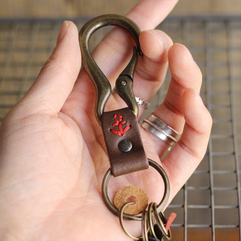 登山扣金属钥匙圈/可收纳多把钥匙 [6种皮革颜色可选] 12种刺绣颜色可免费订制 / 日本制造 / /ac-3 - 钥匙链/钥匙包 - 真皮 橘色