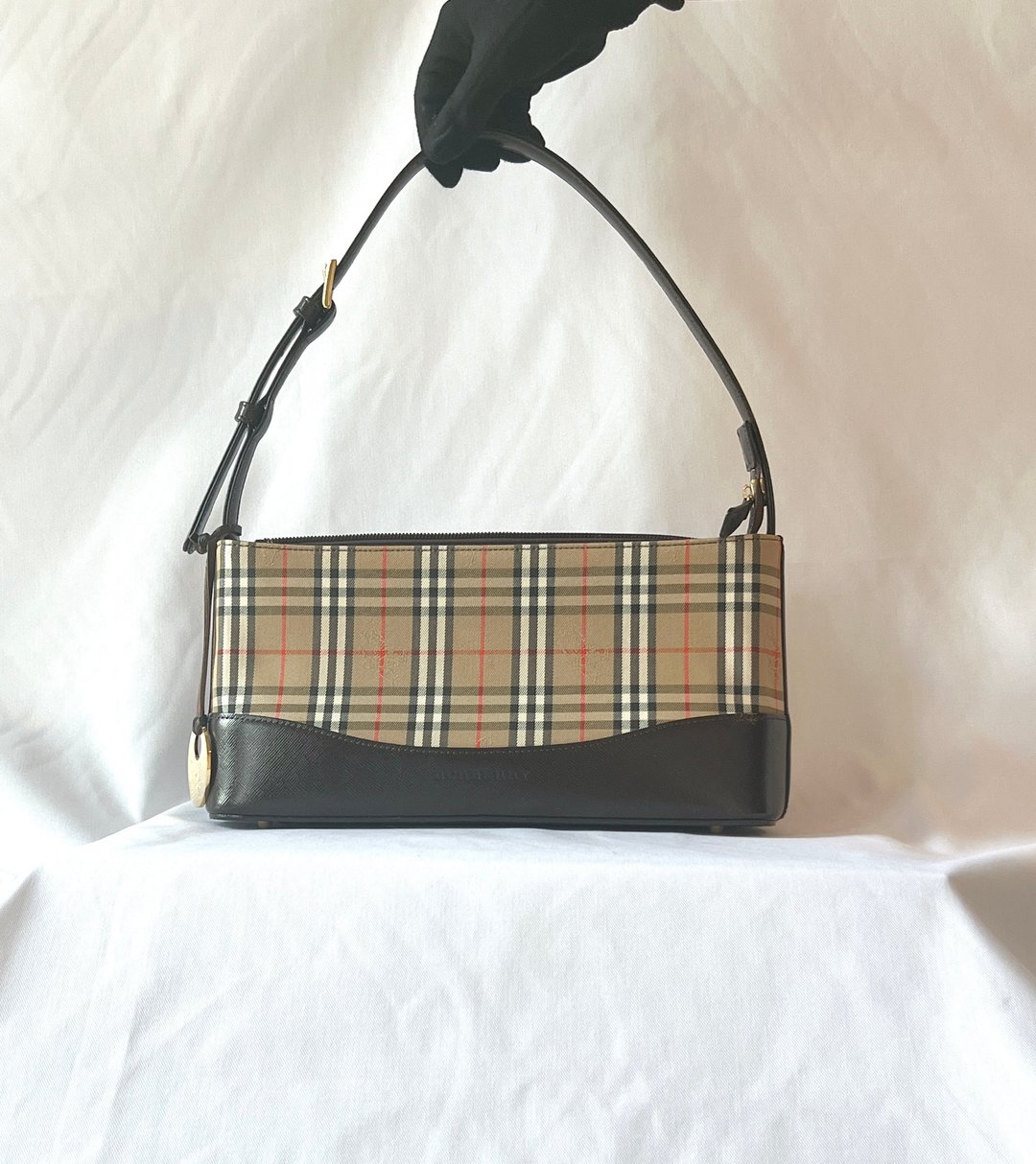 BURBERRY HAYMARKET CANVAS SHOULDER BAG  侧背包 斜孭袋 中古 - 侧背包/斜挎包 - 其他材质 咖啡色