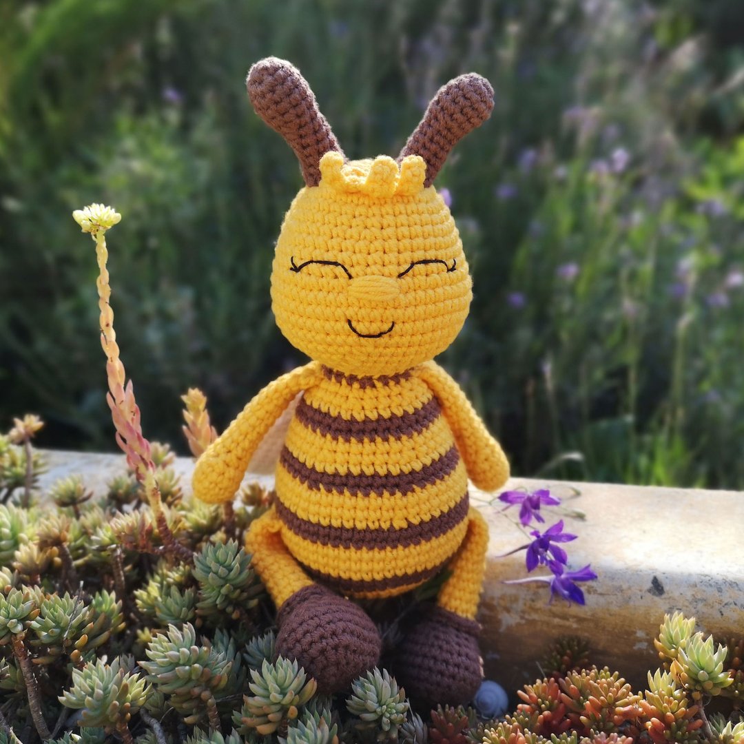 little bee crochet pattern,  amigurumi bee toy pattern,  PDF digital download - 手工艺教程/工具书 - 其他材质 