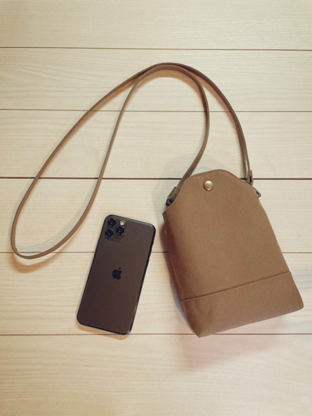 Kurashiki Canvas Smartphone Pochette Mini Sacoche Smartphone Shoulder Smartphone Pouch Dull Dull Color Cafe au Lait - 侧背包/斜挎包 - 棉 