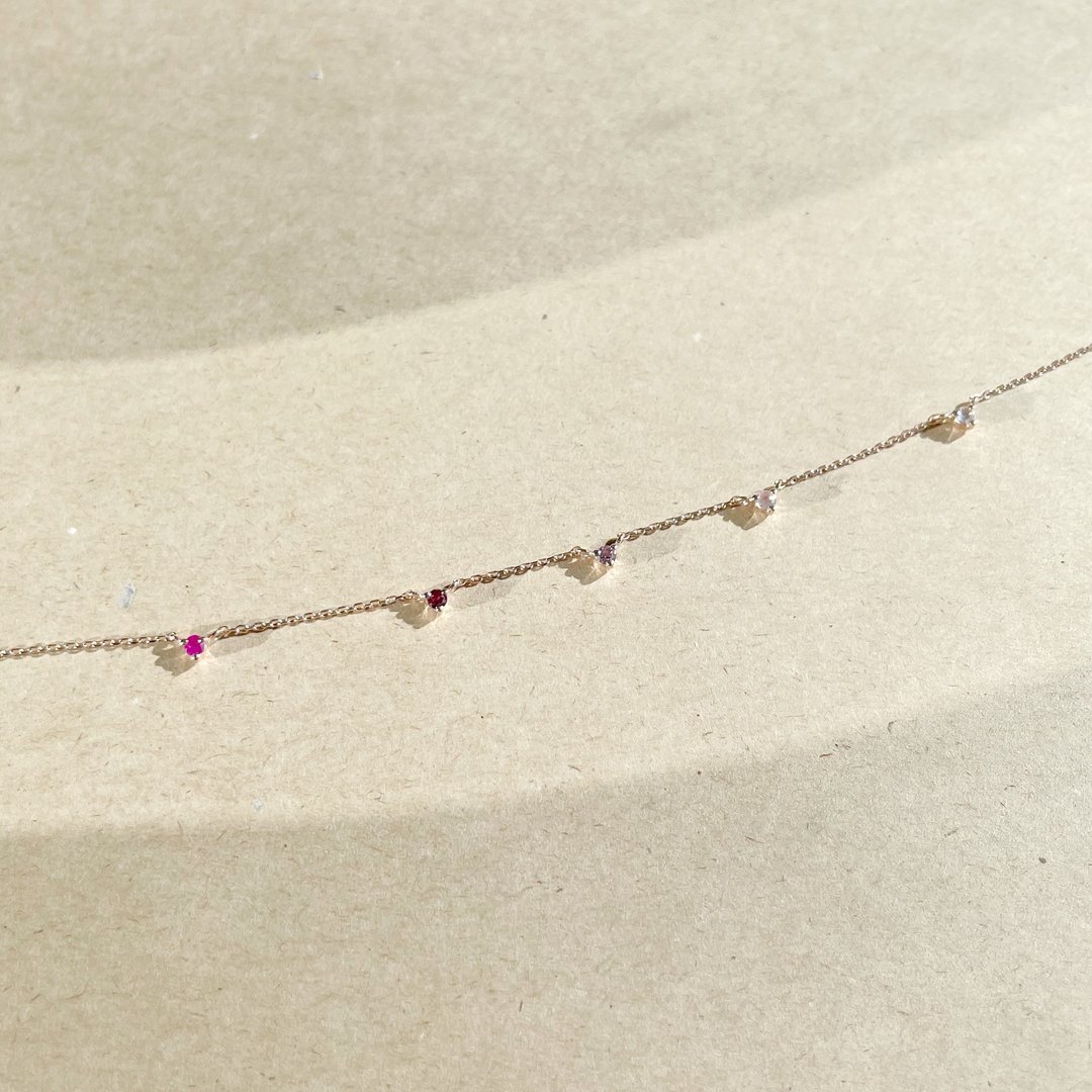 Tiny五颗小三爪粉色系宝石choker - 项链 - 宝石 