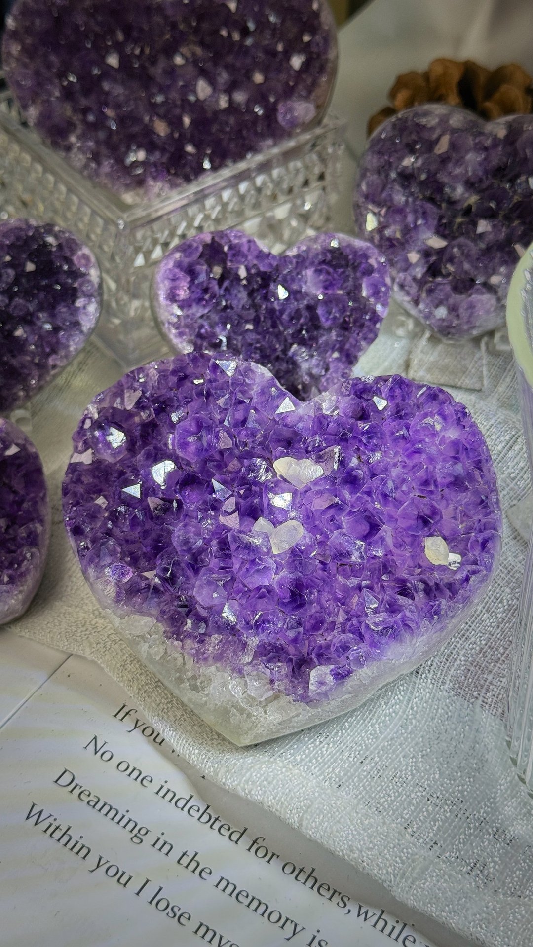 采忆矿石 天然巴西爱心紫水晶镇摆件/消磁净化珍品/共生方解石 - 摆饰 - 水晶 