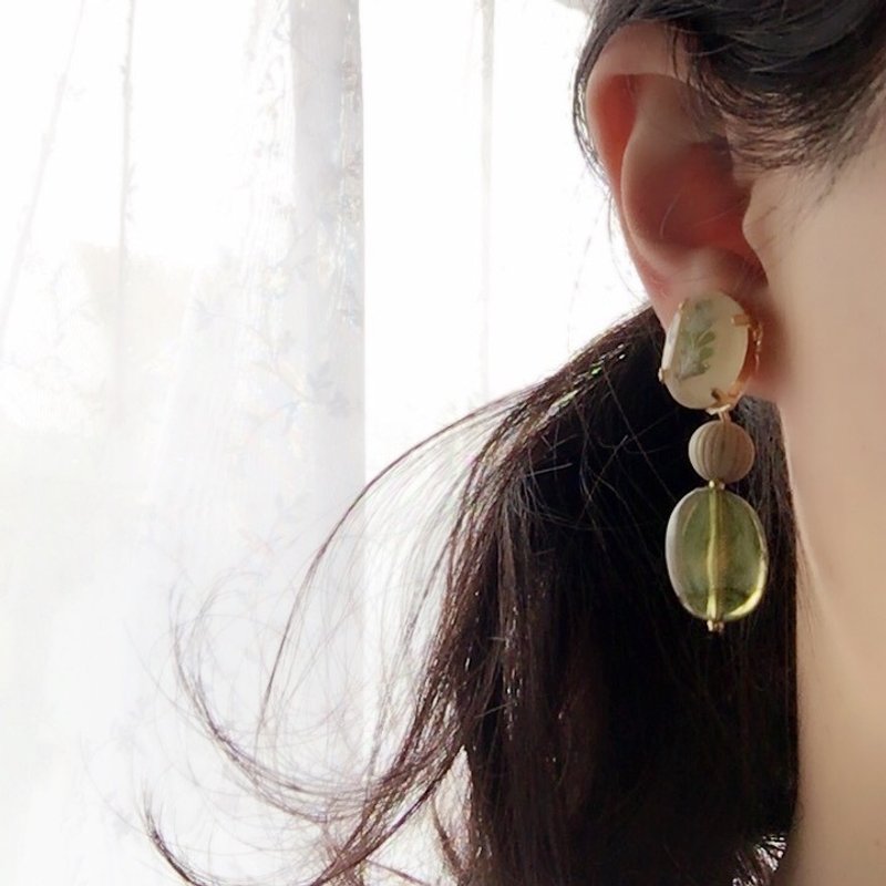 Botanical jewelry parts and big tortoise earrings * PCM0011 - 耳环/耳夹 - 植物．花 绿色