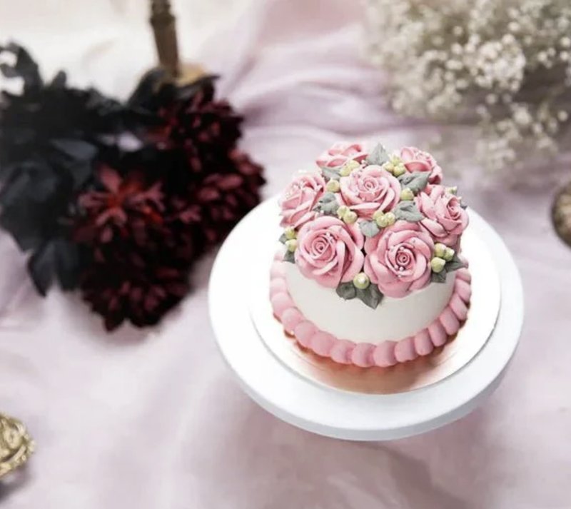 【独家礼物】4寸粉妆淑女/玫瑰花/生日蛋糕/24hr快速出货/包邮 - 蛋糕/甜点 - 新鲜食材 粉红色