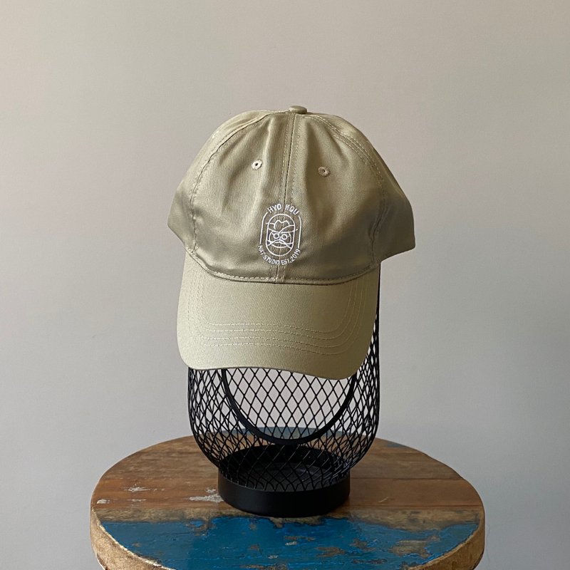 HYOKOU 老帽 卡其色 - 帽子 - 棉．麻 卡其色