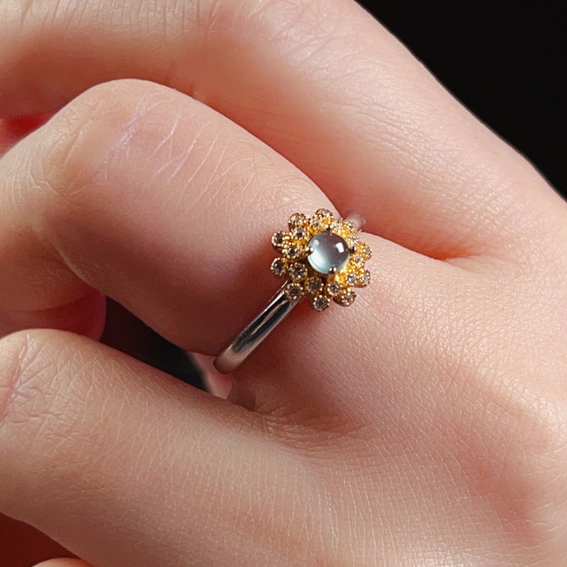 放光起刚玻璃种翡翠蛋面戒指 925纯银 | 天然翡翠A货 | 送礼 - 戒指 - 玉石 绿色