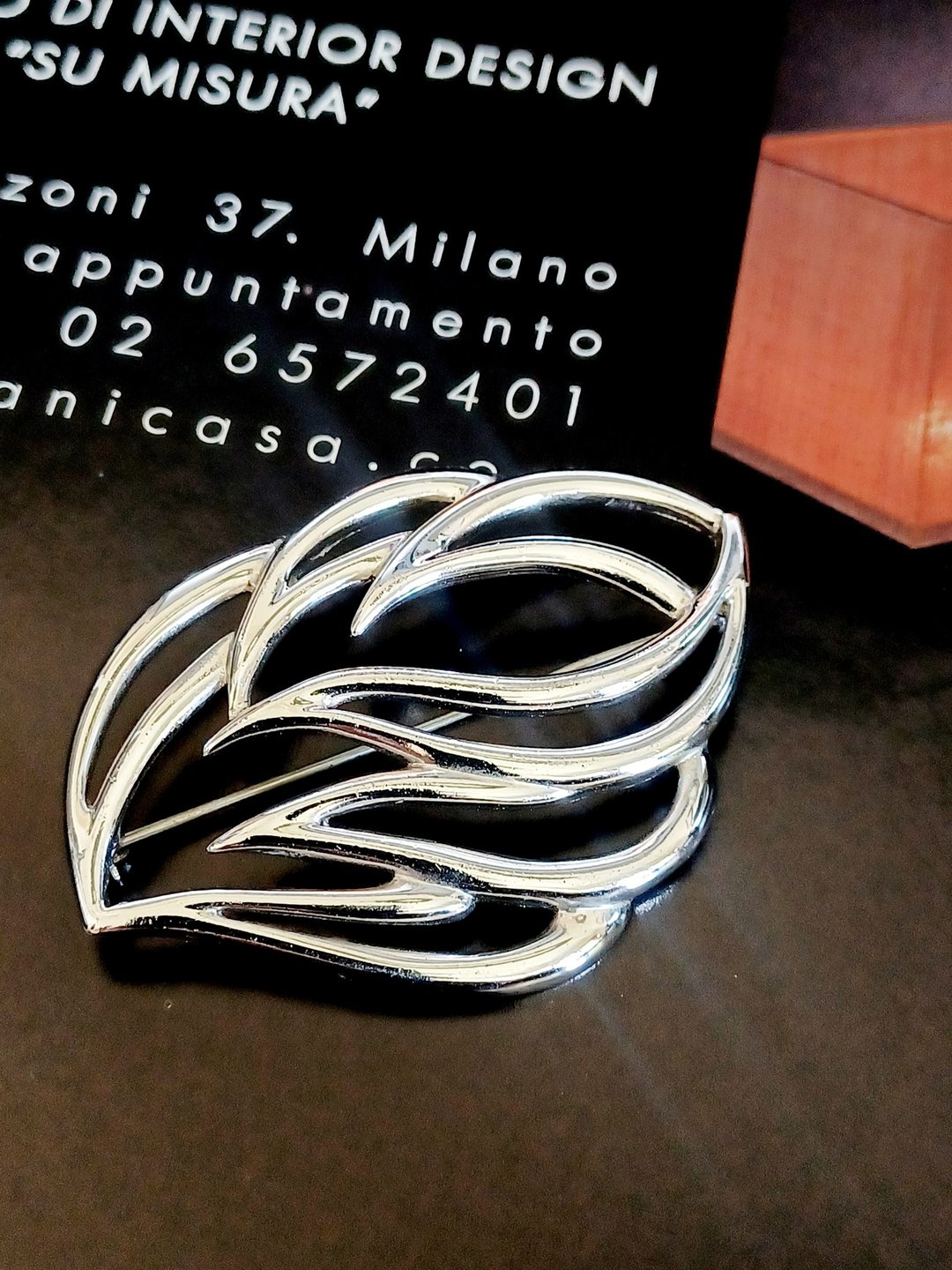vintage jewelry MONET 银色篓空叶脉 别针 - 胸针 - 其他金属 
