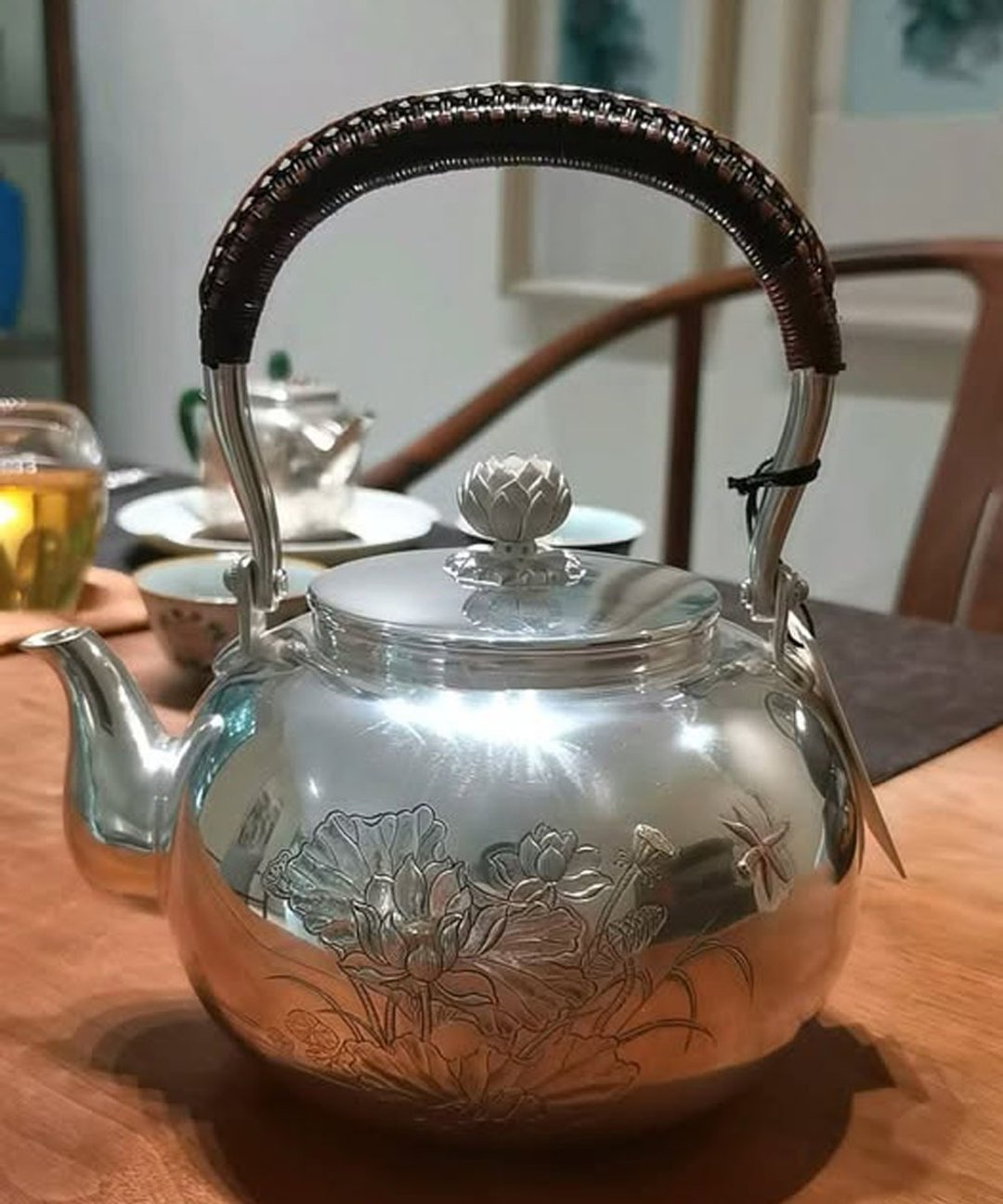 尚幀品大師系列 寸彥同大師手造 夏荷一體銀壺 1400cc - 茶具/茶杯 - 纯银 