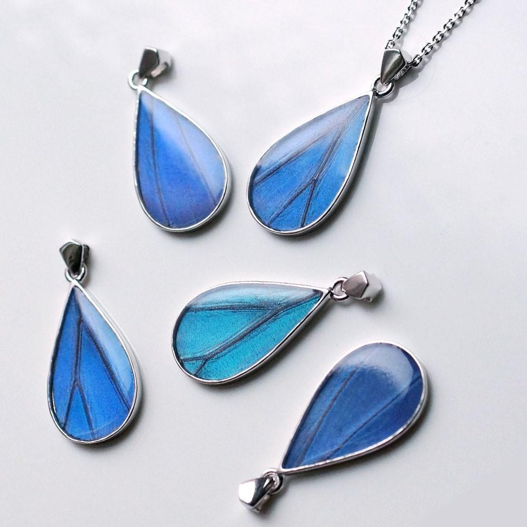Morpho Butterfly Splash Pendant - 项链 - 其他金属 蓝色