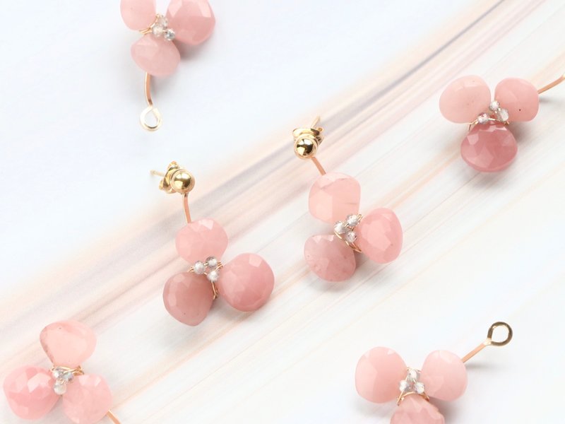 14kgf-Pink guava flower back pierced earrings - 耳环/耳夹 - 贵金属 粉红色