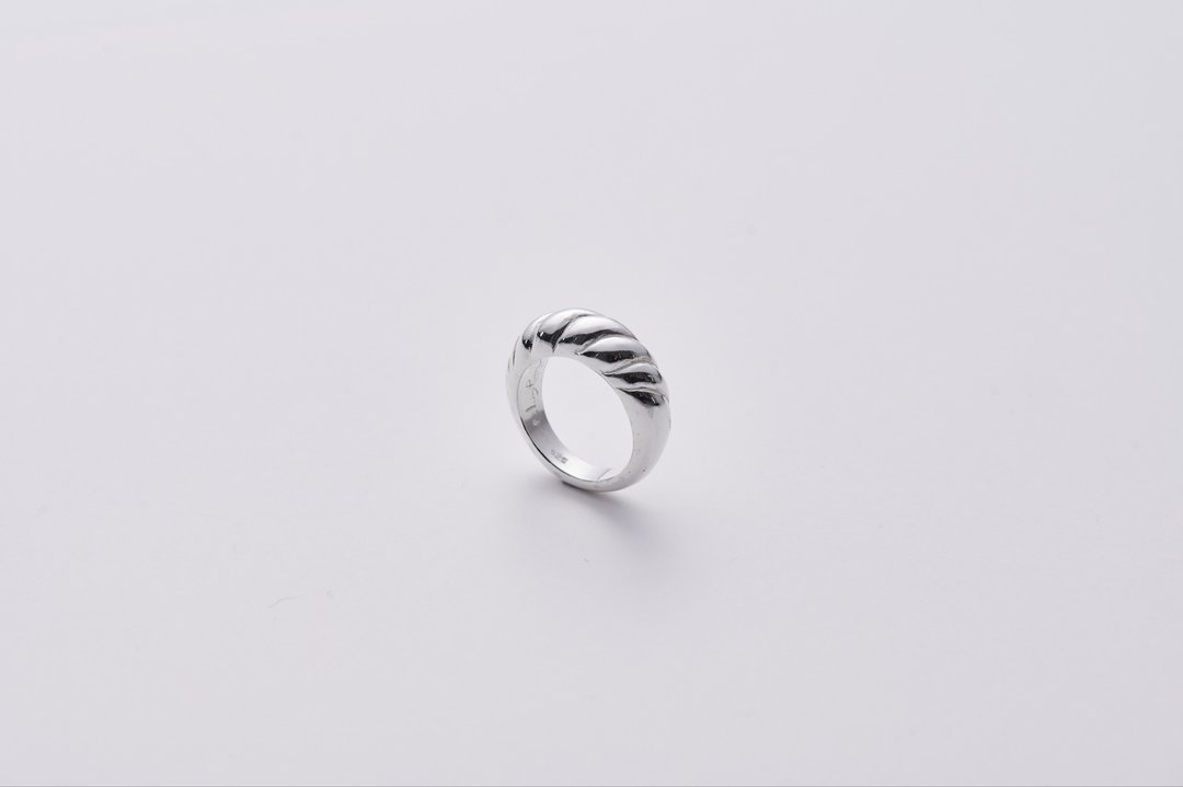 小贝壳戒 Little Shell ring - 戒指 - 纯银 